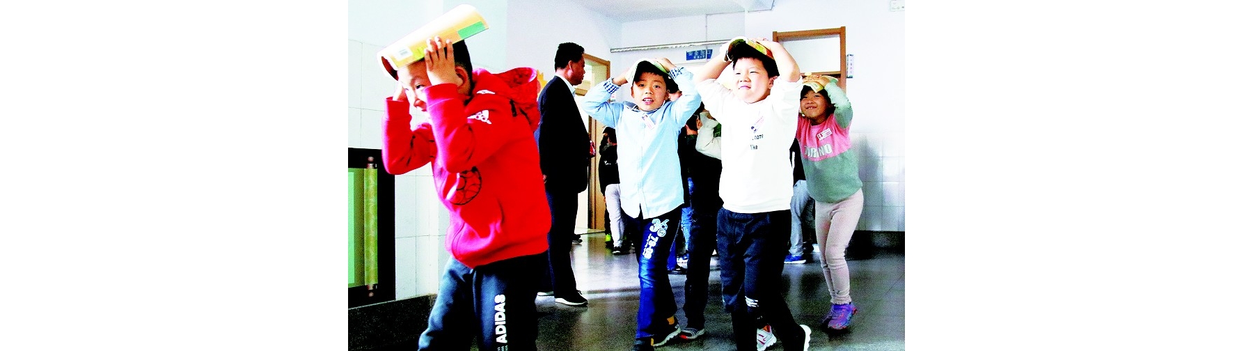 防震演练进校园