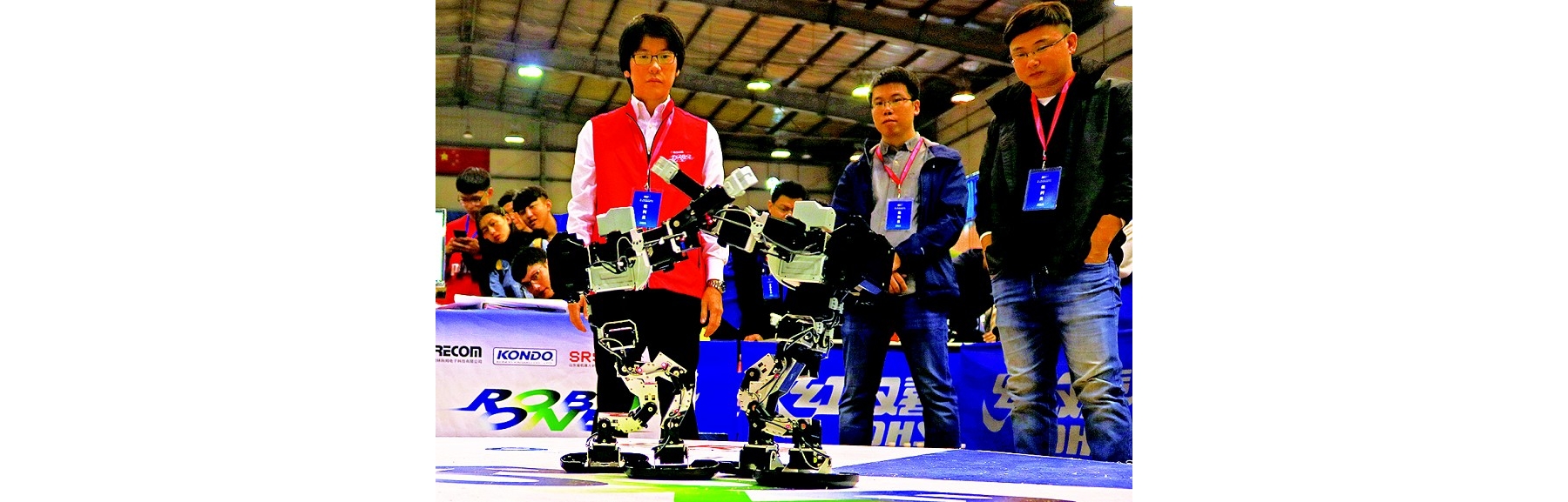 第八届山东省高校机器人大赛在山科大举行