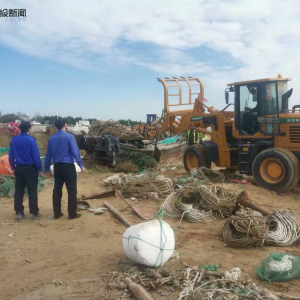 青岛西海岸新区隐珠执法中队打响海湾整治攻坚战 打造最美海湾