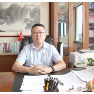 守正创新，擦亮新区中医药文化名片——记西海岸新区第二中医医院党委书记、院长束凯伟