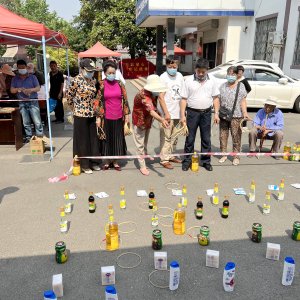 王台街道：套圈夺宝欢乐多 敬老爱老传温情