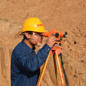 郭梦超：守护城市“血脉”的“工地超人”