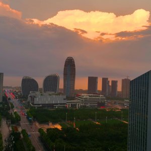 震撼！新区天空惊现绝美火烧云