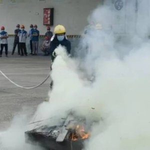 区农业农村局组织开展农业投入品行业安全生产应急演练活动