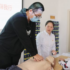 急救科普进校园 生命守护在身边