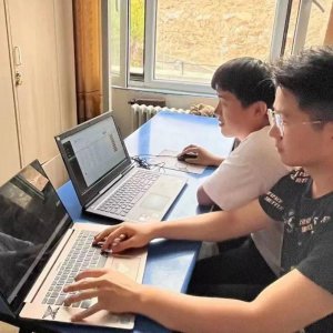 赞！黄海学院00后打造校园防疫“利器”