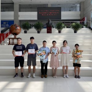 中石大学霸情侣：携手四年 一起保研