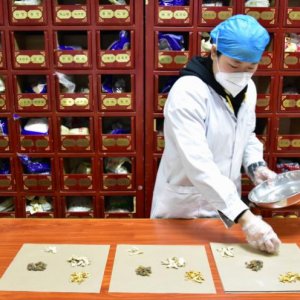 红石崖街道社区卫生服务中心：取药不用等，快递送上门