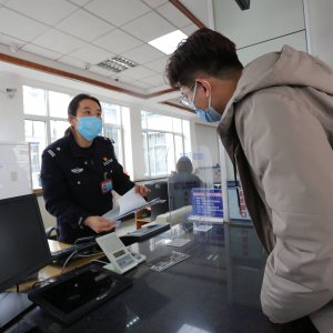黄岛公安分局交警大队：忠诚担当，护航平安畅通路