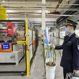 西海岸新区：撑起劳动者健康权益“保护伞”