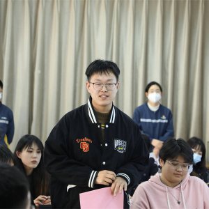 新区团委召开青年发展友好型城区建设高校调研座谈会