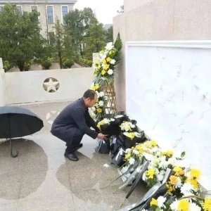 清明祭英烈 共铸中华魂
