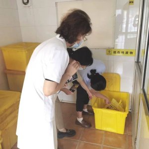医疗废物专项督导 守好“末端”防线
