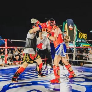 第四届青岛时尚体育节“琴岛雄风”拳王争霸赛将在金沙滩啤酒城开赛